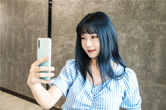 拍照能手vivo U3，實(shí)力詮釋千元優(yōu)品的潮流顏值