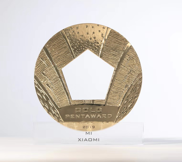 小米再獲世界設(shè)計(jì)頂級(jí)大獎(jiǎng)，包裝設(shè)計(jì)“奧斯卡”迎來(lái)首位華人評(píng)委