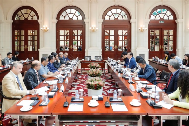 任正非媒體采訪紀(jì)要：華為不是什么都行，僅僅是5G比美國強