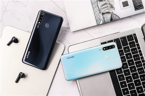 vivo Z5i評測：強勁性能與長效續(xù)航的結(jié)合體，打造全新體驗