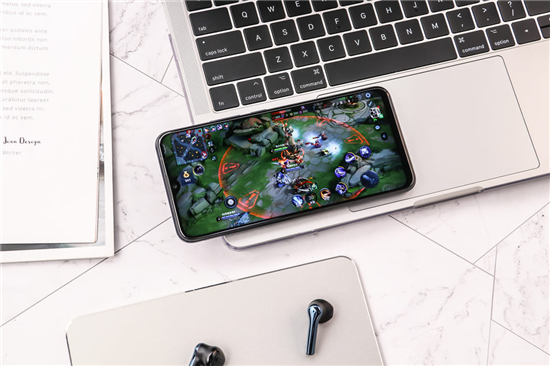 vivo Z5i評測：強勁性能與長效續(xù)航的結(jié)合體，打造全新體驗