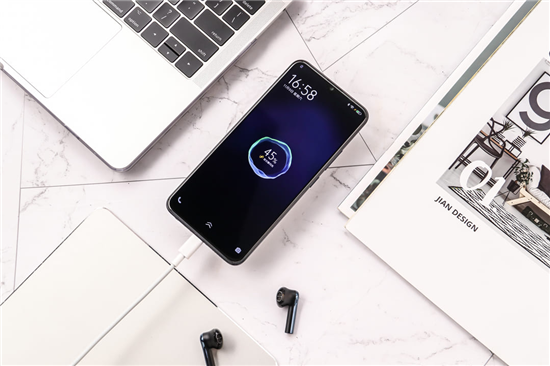 vivo Z5i評測：強勁性能與長效續(xù)航的結(jié)合體，打造全新體驗
