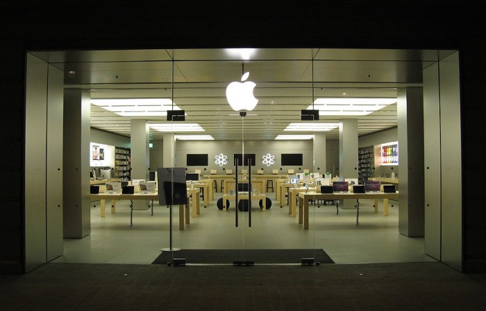 疫情讓蘋果頭痛:新iPhone到底該備多少貨?你買嗎